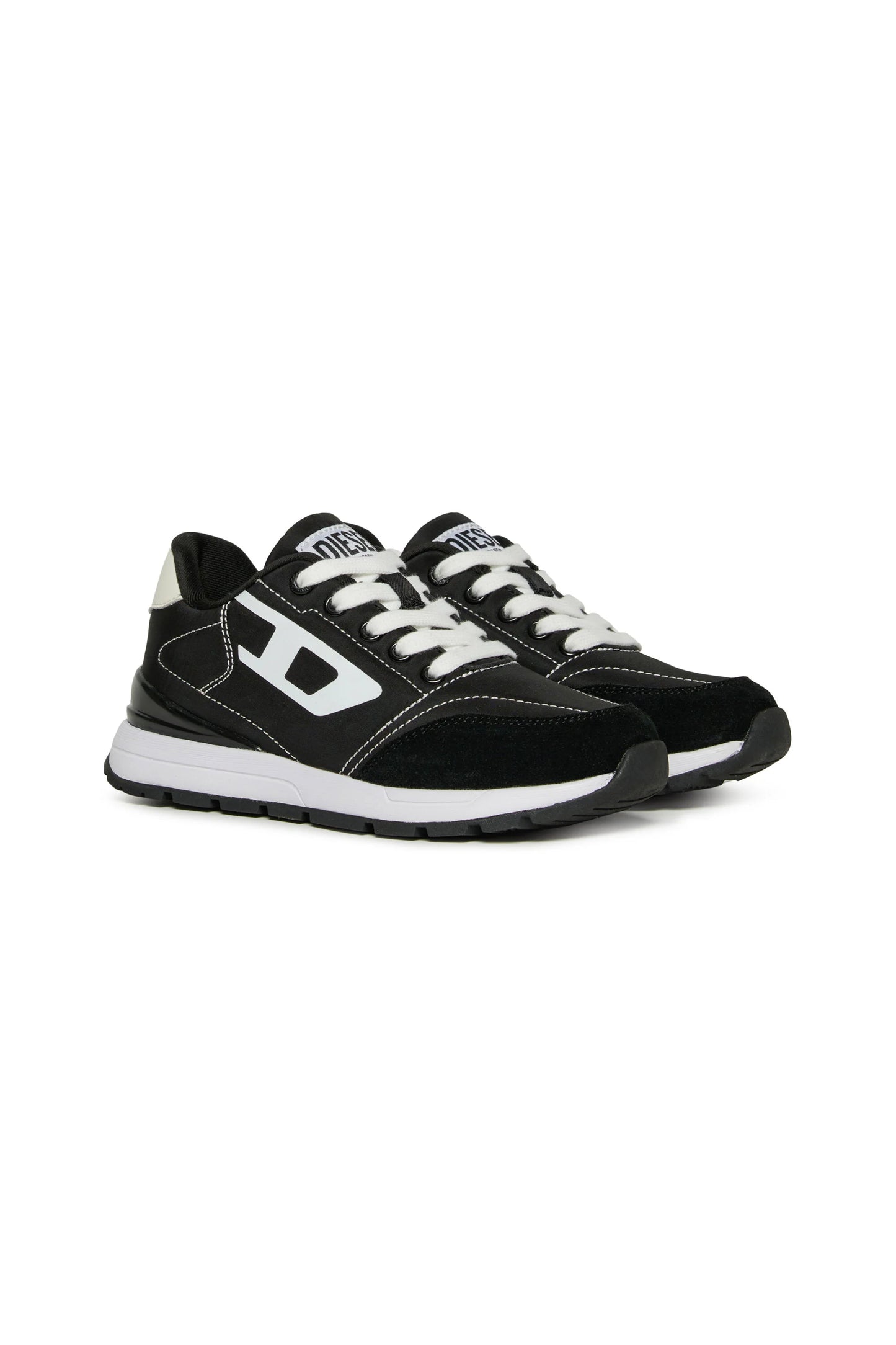 Oval D logo trainers