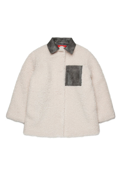 Teddy coat with contrast pocket