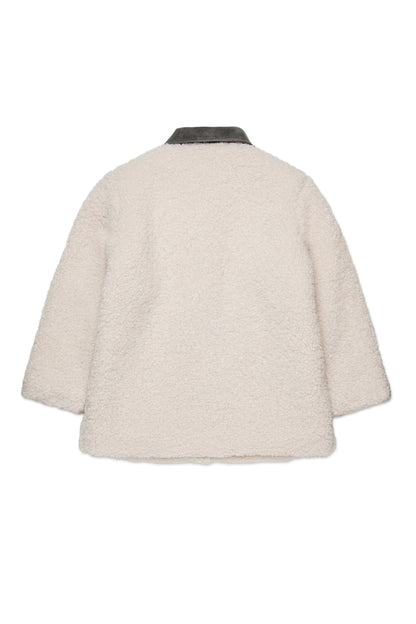 Teddy coat with contrast pocket