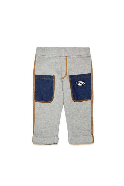 Trousers with denim pockets